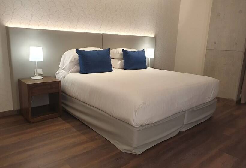 هتل Del Bono Central