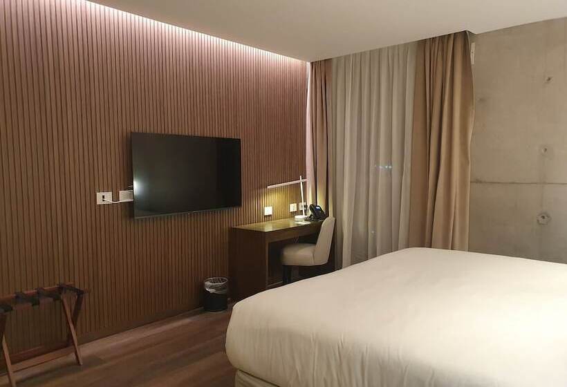 هتل Del Bono Central