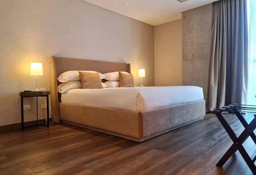 Hotelli Del Bono Central