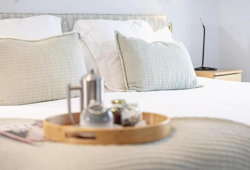 Hotel The Salutation Inn