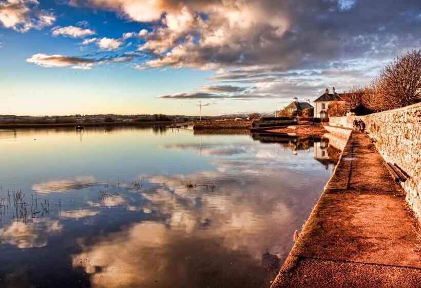 Hotel The Salutation Inn