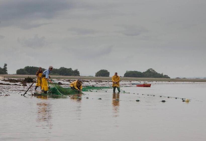 Hotel The Salutation Inn