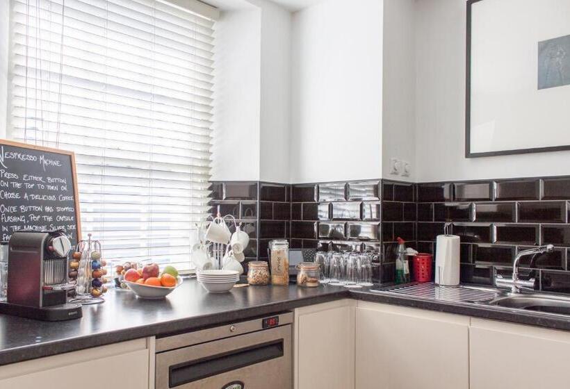 Hotel The Salutation Inn