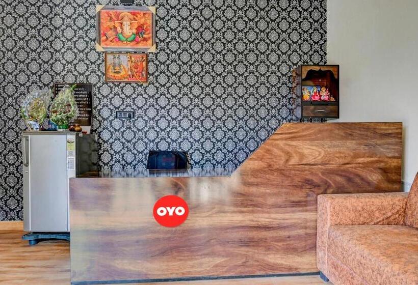 Oyo Flagship Hotel Rvr