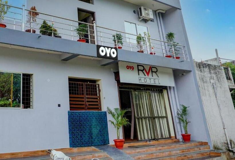 Oyo Flagship Hotel Rvr