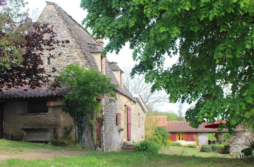 פנסיון La Cabane De César Les Eyzies De Tayac