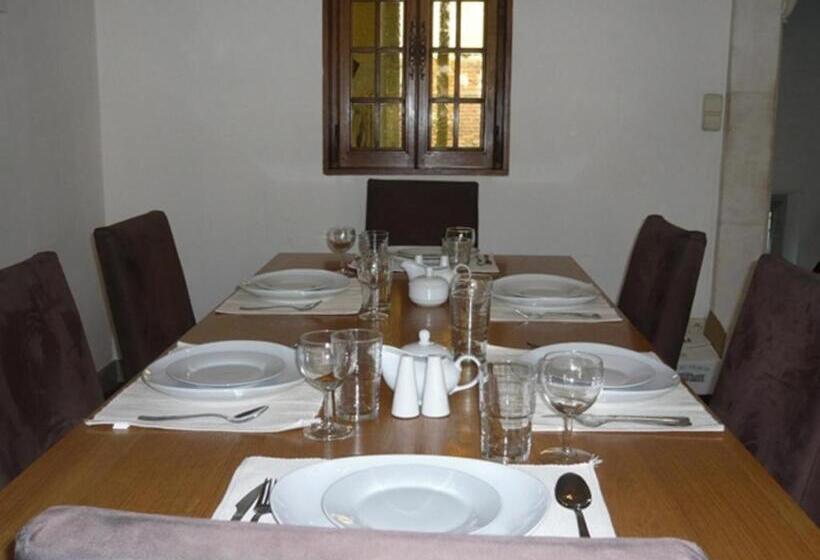 هاستل Glamorgan