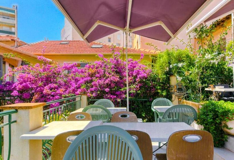 هاستل Glamorgan