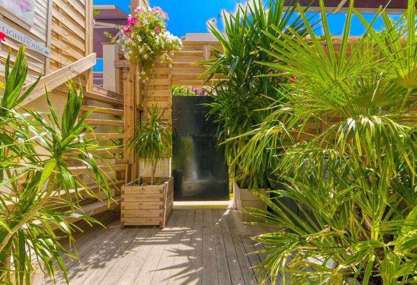 هاستل Glamorgan