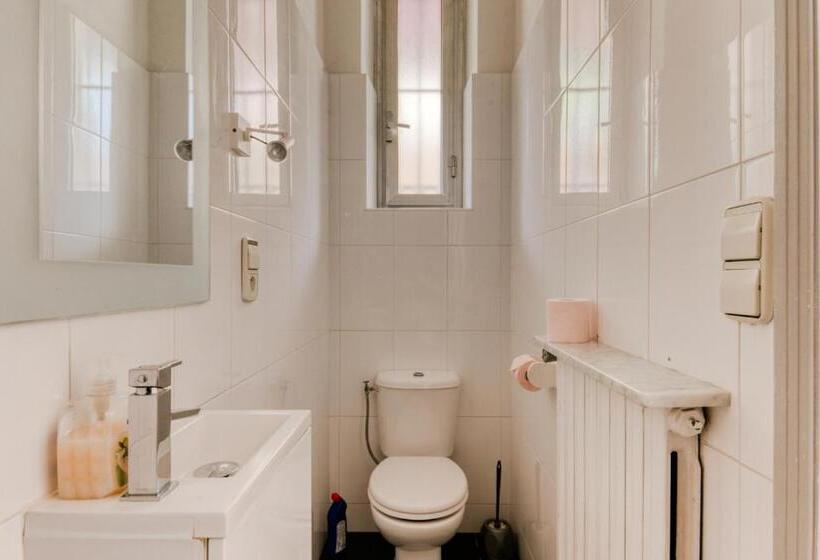 هاستل Glamorgan