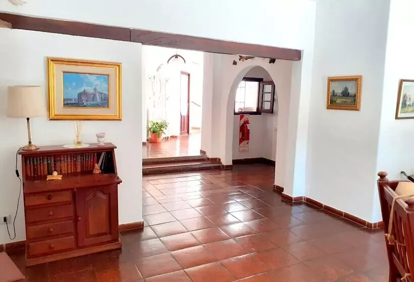 تختخواب و صبحانه La Posada De Akasha