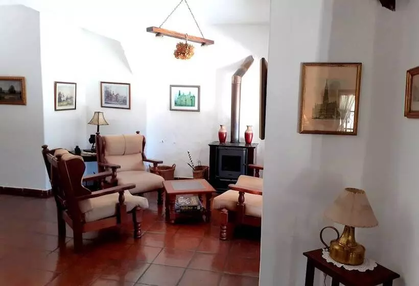 تختخواب و صبحانه La Posada De Akasha