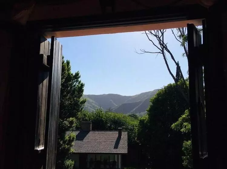 تختخواب و صبحانه La Posada De Akasha