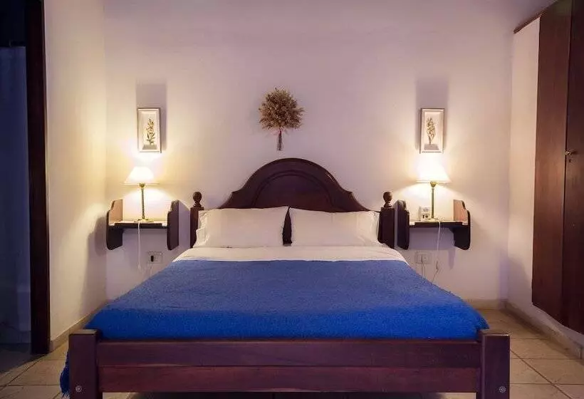 تختخواب و صبحانه La Posada De Akasha