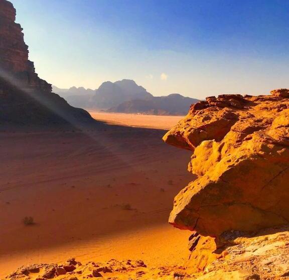 تختخواب و صبحانه Sky Light Wadi Rum