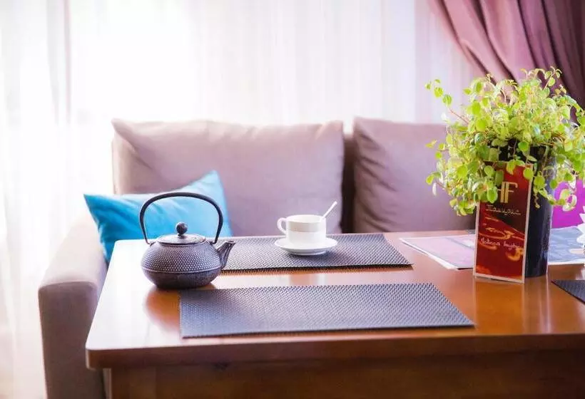 Boutique Hotel Tomiris