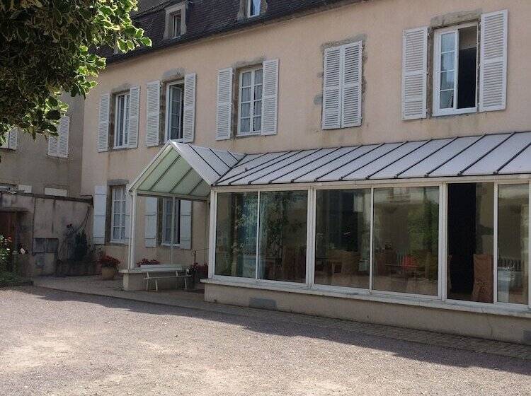 فندق Des Cymaises