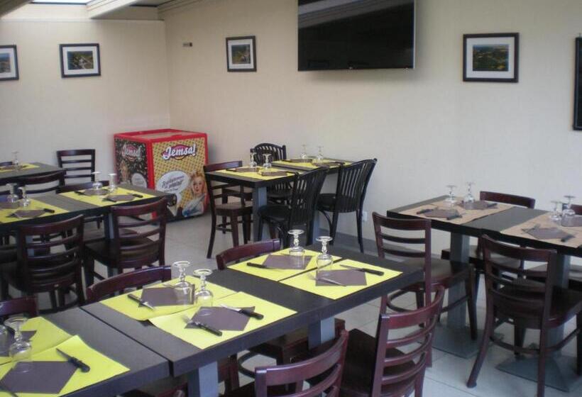 בית מלון כפרי Dg