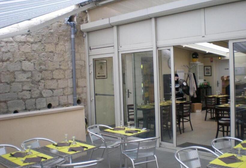 בית מלון כפרי Dg