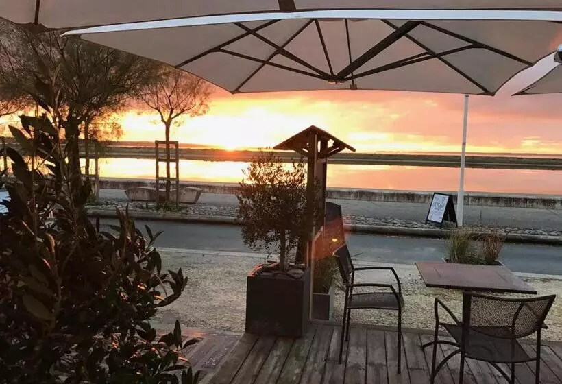 Hotelli Dormir Sur La Plage
