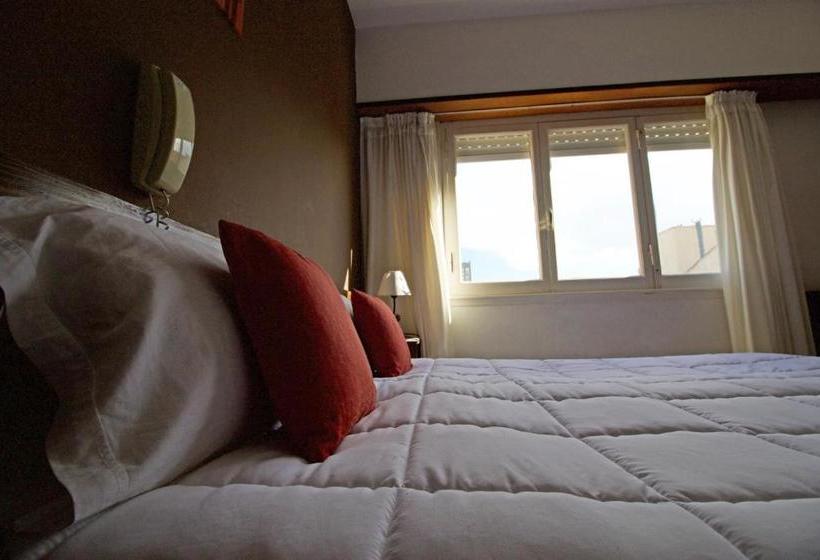 호텔 Santa Eulalia Ii