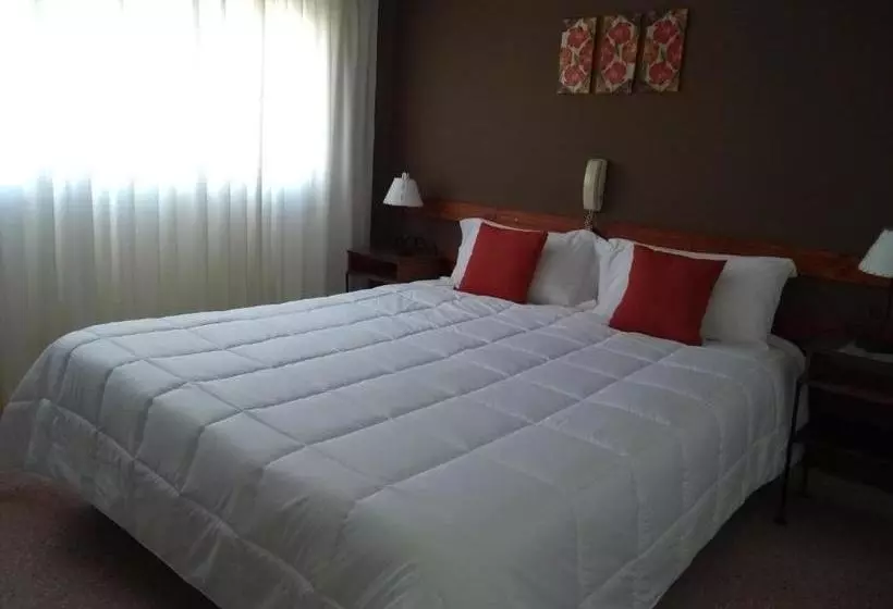 Hotelli Santa Eulalia Ii