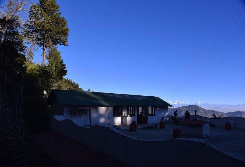 호텔 Kumaon Roop Resort