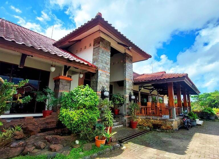 Hotel Sangga Buana Resort & Convention