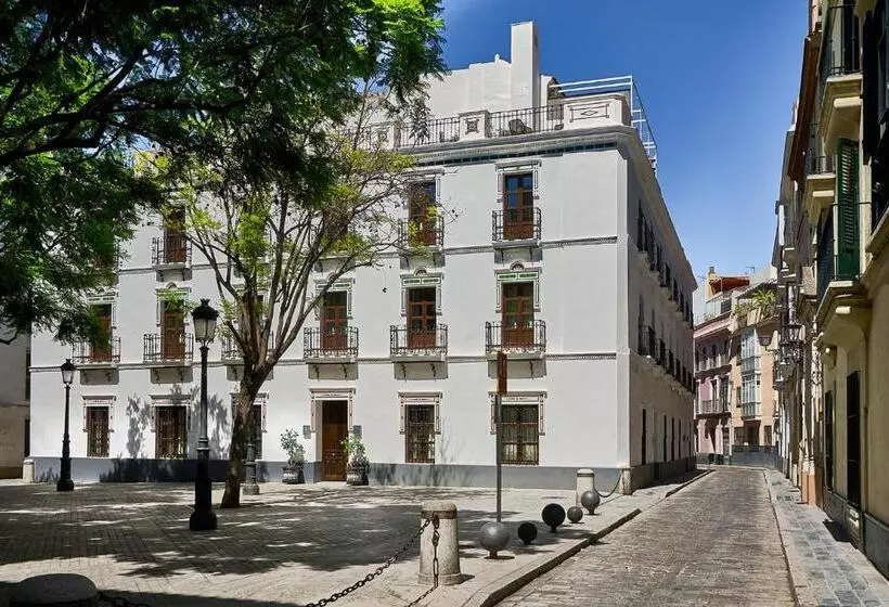 Vincci Molviedro Suites Apartments