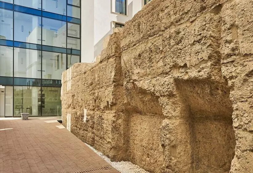 Vincci Molviedro Suites Apartments