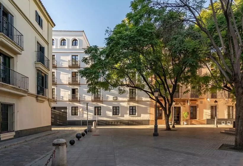 Vincci Molviedro Suites Apartments