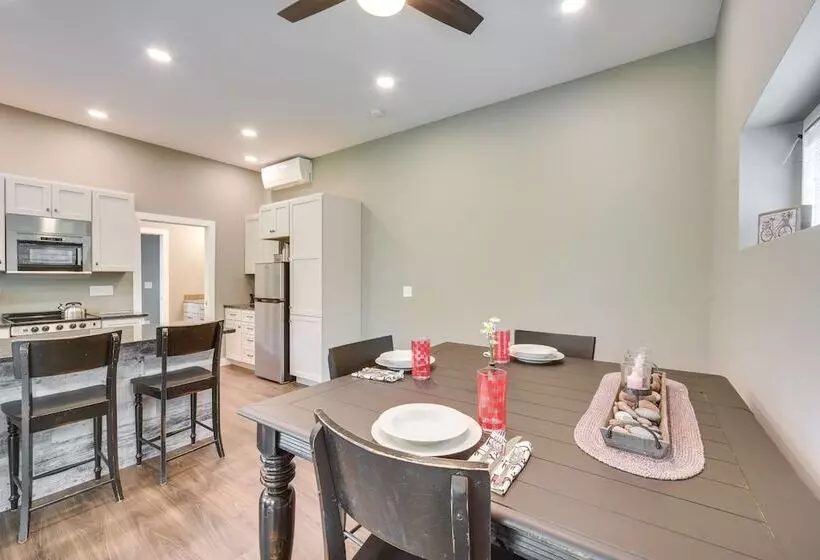 Cozy Cornucopia Retreat W/ Fire Pit & Grill!