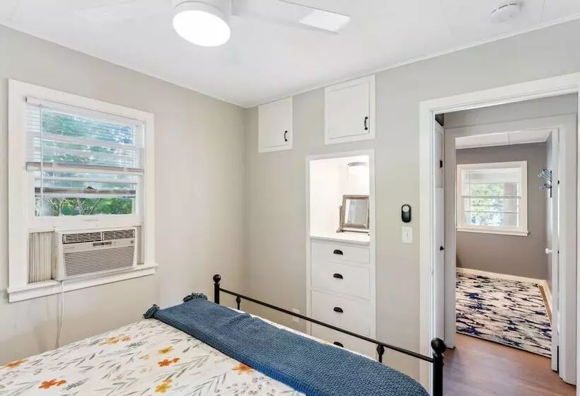 Delavan Retreat W/ Patio On Turtle Lake!