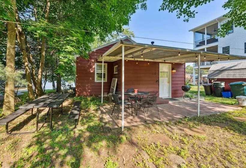 Delavan Retreat W/ Patio On Turtle Lake!