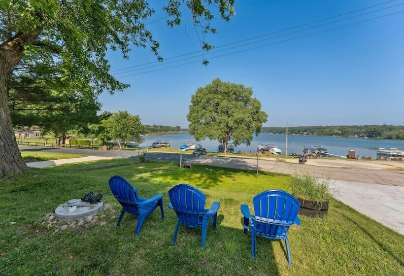 Delavan Retreat W/ Patio On Turtle Lake!