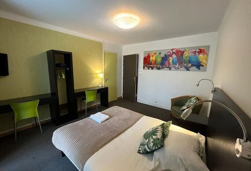 Отель Hôtel Le Smile