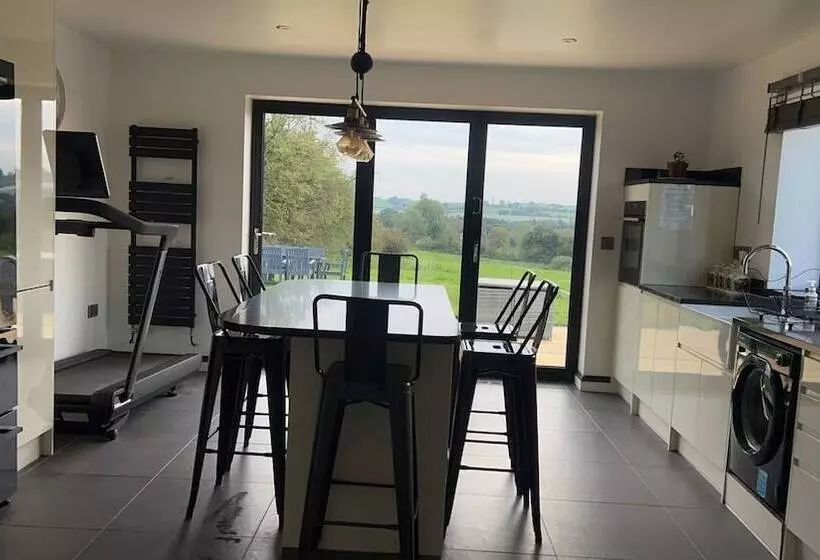 Maaseutuhotelli Beautiful 3 Bed Barn In Uttoxeter