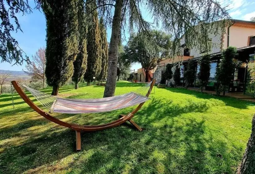 田舎風ホテル Poggio La Buca   Agriturismo