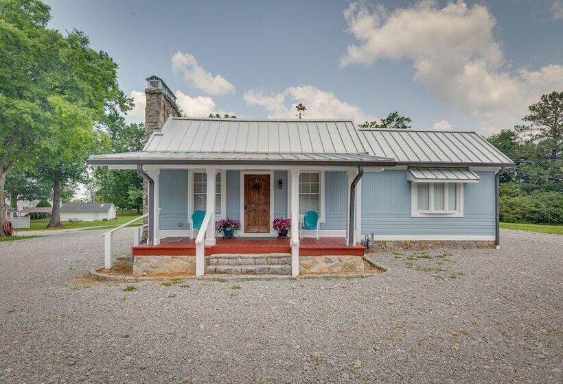 Lewisburg Home W/ City Park Views: Near Downtown!