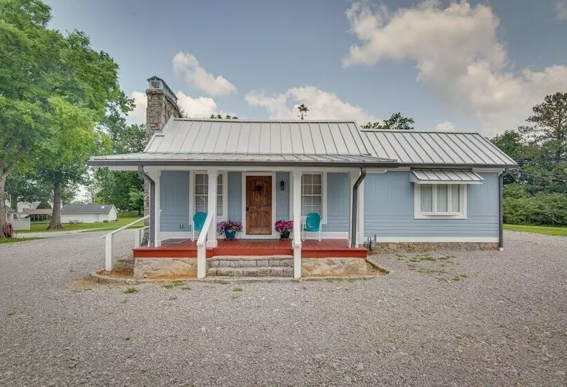 Lewisburg Home W/ City Park Views: Near Downtown!