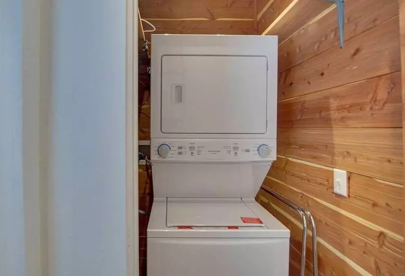 Lewisburg Home W/ City Park Views: Near Downtown!