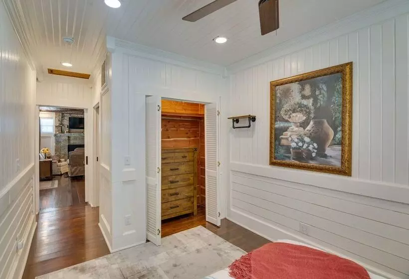 Lewisburg Home W/ City Park Views: Near Downtown!