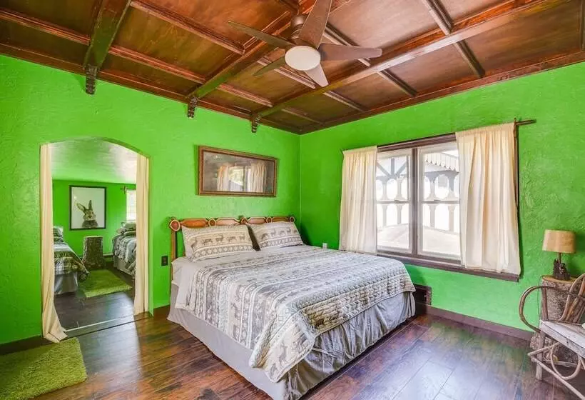 Missouri Castle W/ Private Lake, Pool & 100 Acres!