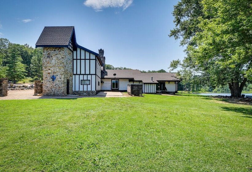 Missouri Castle W/ Private Lake, Pool & 100 Acres!