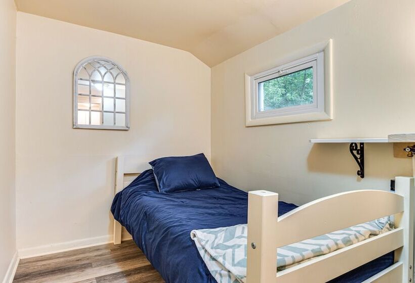 Peaceful Franklin Cottage ~ 1 Mi To Downtown!