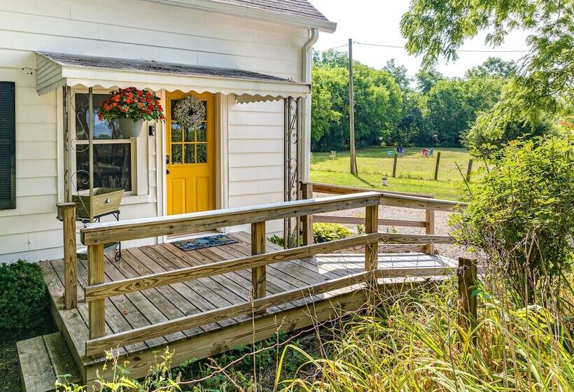 Peaceful Franklin Cottage ~ 1 Mi To Downtown!