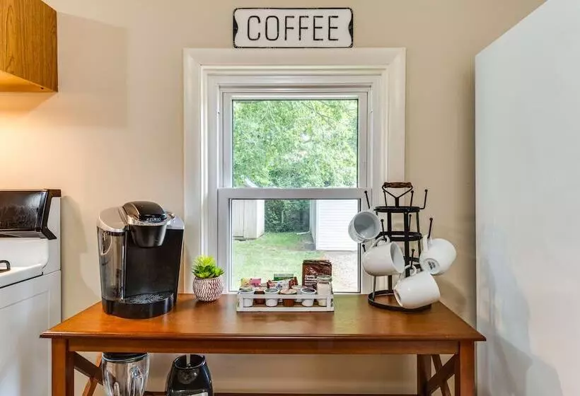 Peaceful Franklin Cottage ~ 1 Mi To Downtown!