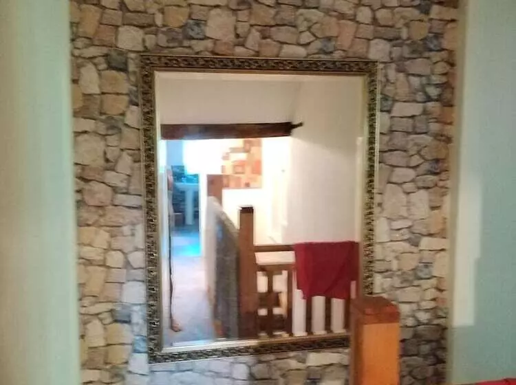 Majatalo The Oast Guesthouse