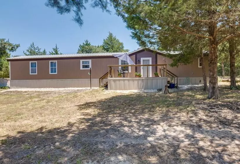 Secluded Rural Home In Normangee!