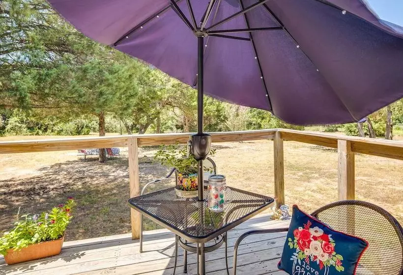 Secluded Rural Home In Normangee!